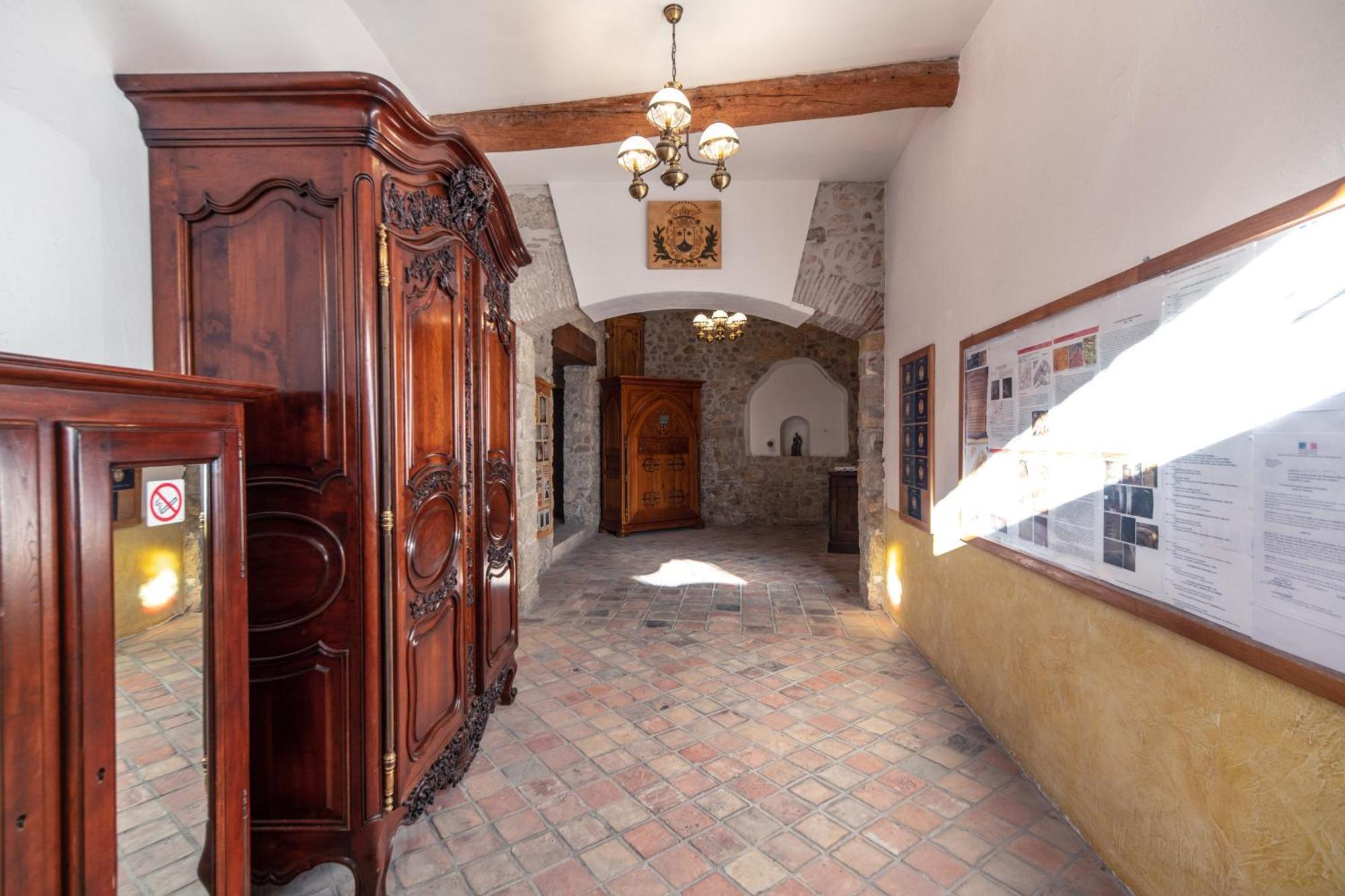 Chambre Familiale Du Couvent Narbonne Exterior photo
